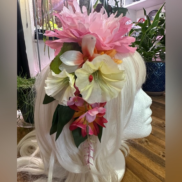 Flower Crown - Picture 4 of 11